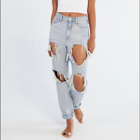 BDG Denim - BDG Urban Outfitters UO High-Waisted Mom Jeans 24 25 26 27
